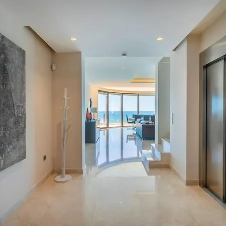 Irene, Large First Line With Amazing Sea- And Coast Views And Large Private Swimming Pool! Willa